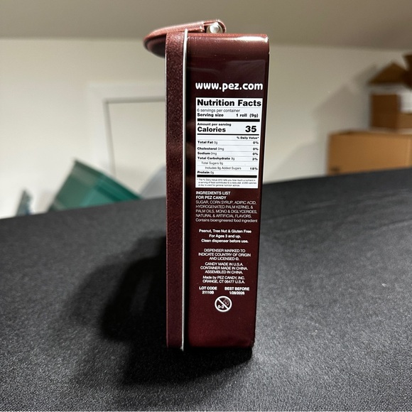 NEW The Office Complete Set of 4 PEZ Dispensers Retired Briefcase Collectors Tin - Picture 4 of 5